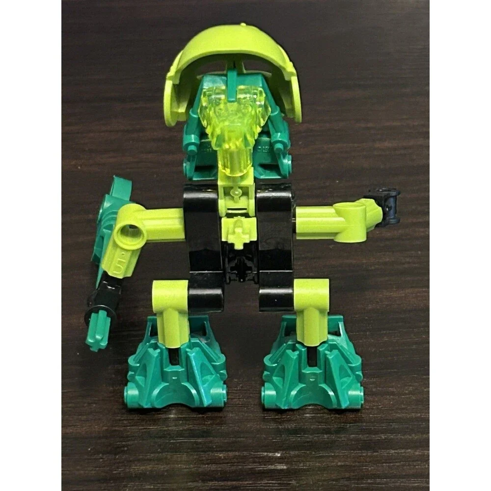 VTG LEGO BIONICLE 8541 Turaga Matau 2001 Complete Vintage Retired Figure Green